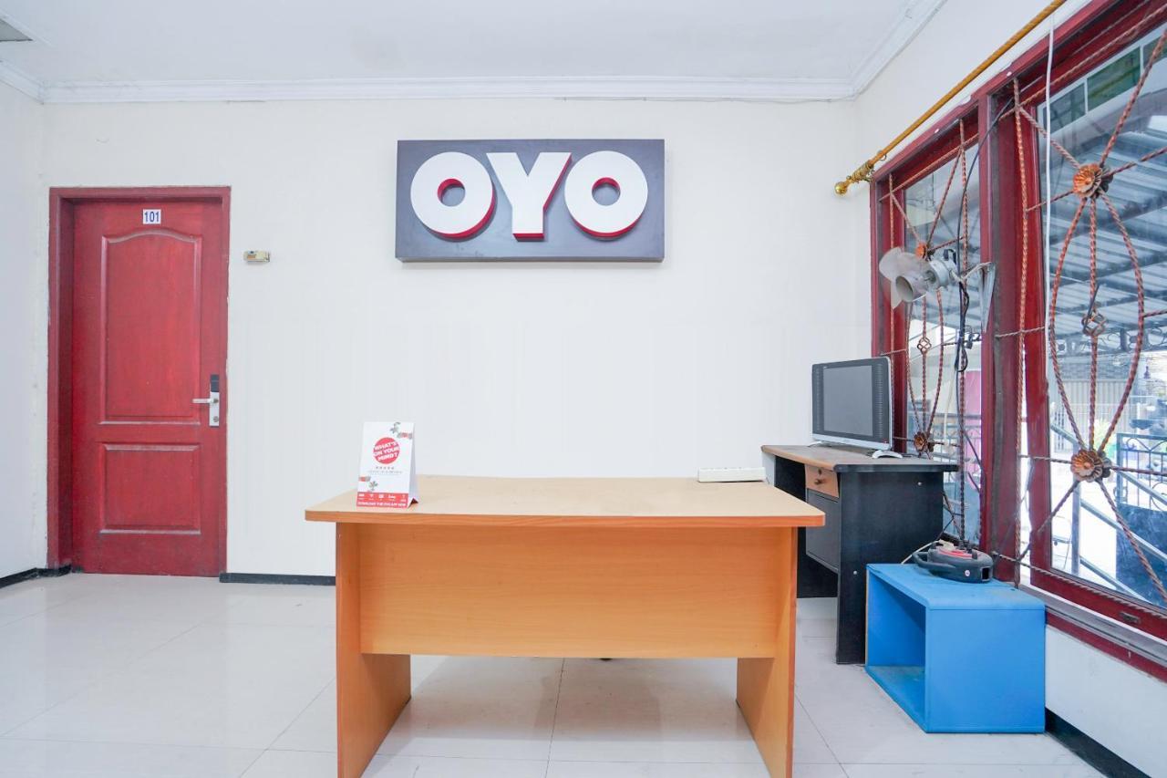 Collection O 1112 Comfitel Siwalankerto Aa4 Hotel Surabaya Eksteriør billede