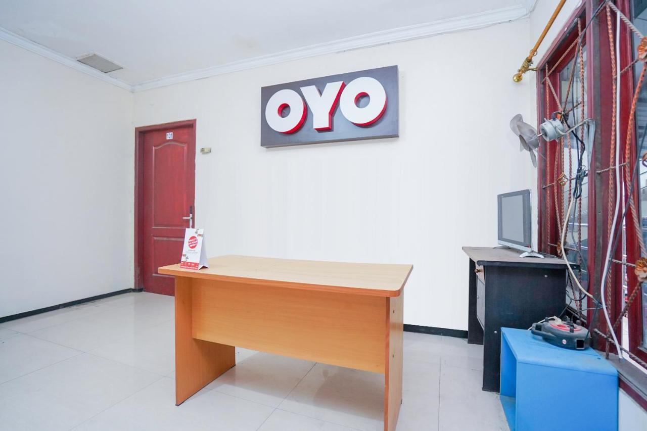 Collection O 1112 Comfitel Siwalankerto Aa4 Hotel Surabaya Eksteriør billede