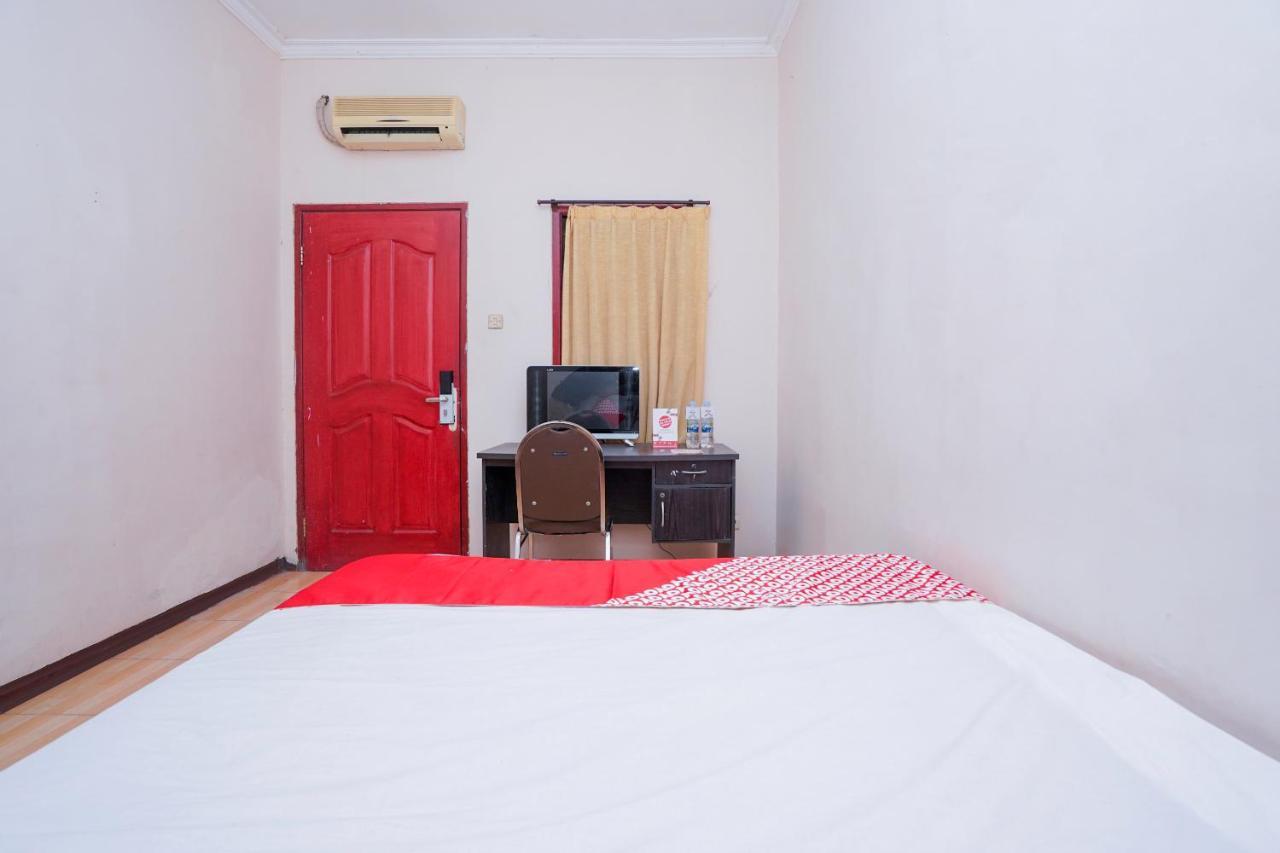 Collection O 1112 Comfitel Siwalankerto Aa4 Hotel Surabaya Eksteriør billede