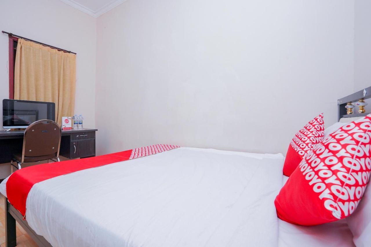 Collection O 1112 Comfitel Siwalankerto Aa4 Hotel Surabaya Eksteriør billede