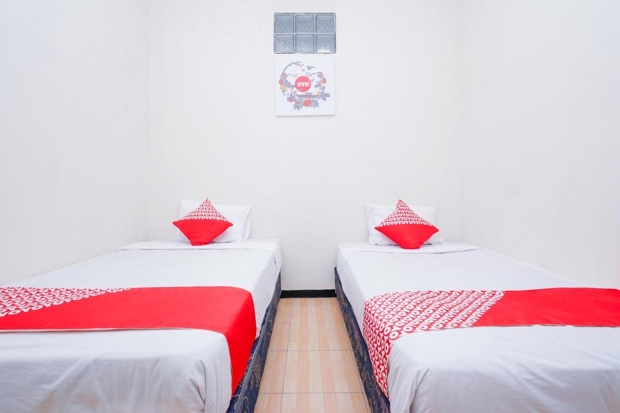 Collection O 1112 Comfitel Siwalankerto Aa4 Hotel Surabaya Eksteriør billede
